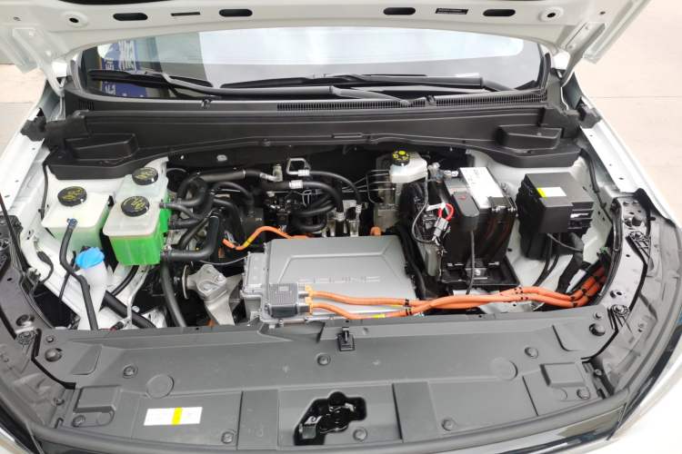 Used BAIC Beijing EU5 PLUS 2024 R500 Standard Travel Edition Engine Bay