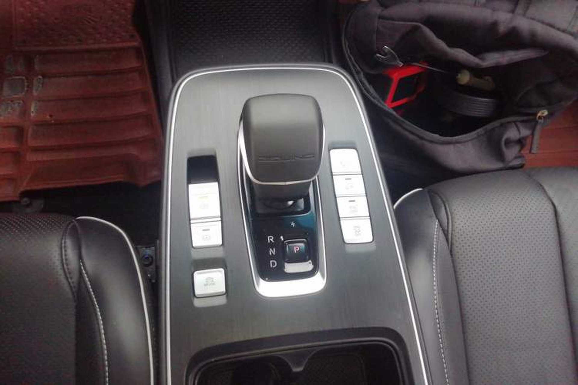 Used BAIC Beijing EU5 PLUS 2024 R600 Premium Travel Edition Gear Lever