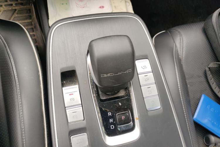Used BAIC Beijing EU5 PLUS 2024 R600 Premium Travel Edition Gear Lever