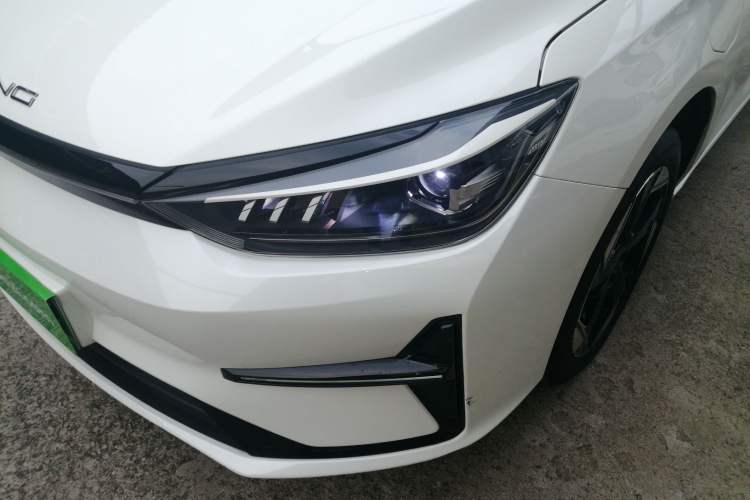 Used BAIC Beijing EU5 PLUS 2024 R600 Premium Travel Edition Left Front Headlight