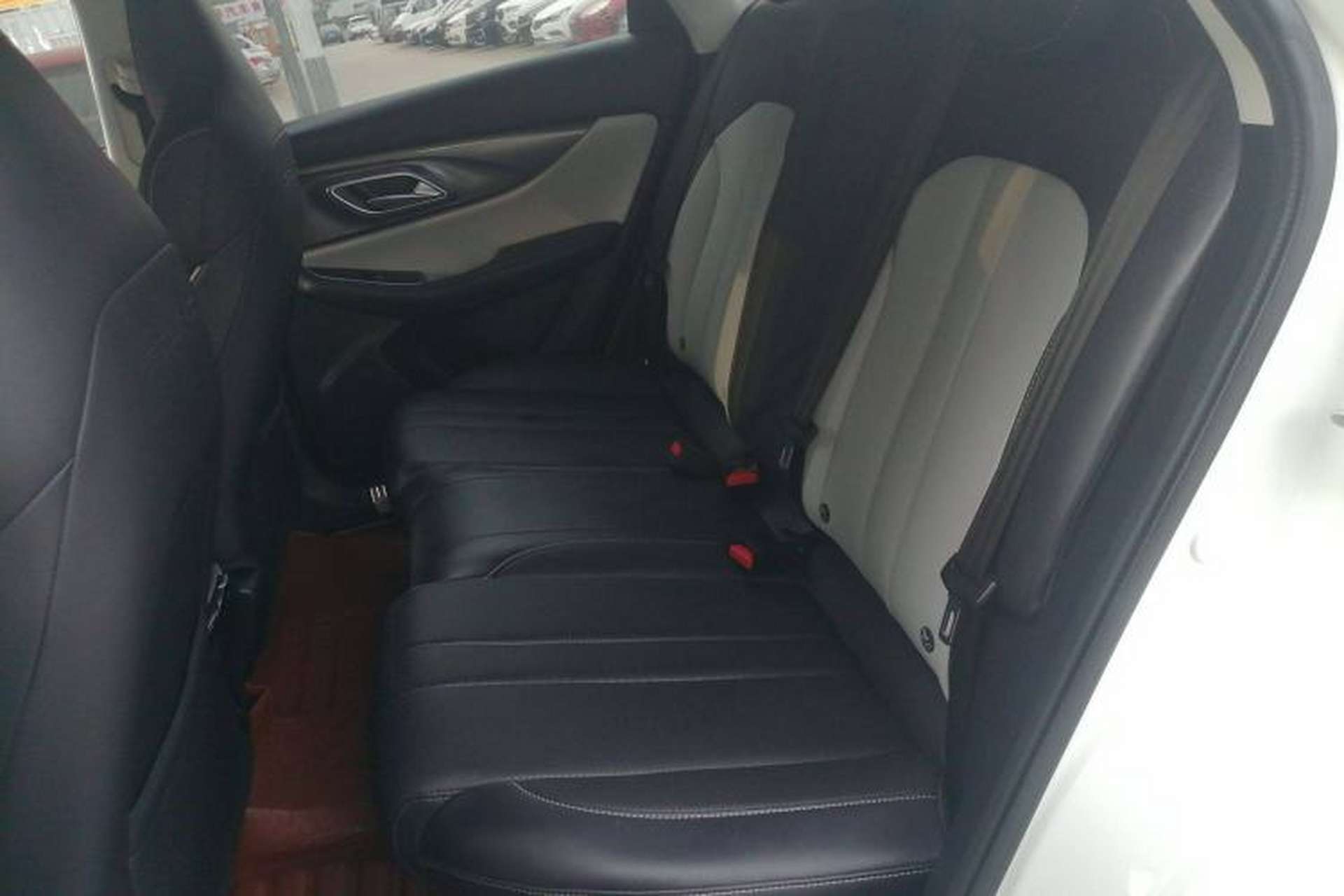 Used BAIC Beijing EU5 PLUS 2024 R600 Premium Travel Edition Left Rear Seat