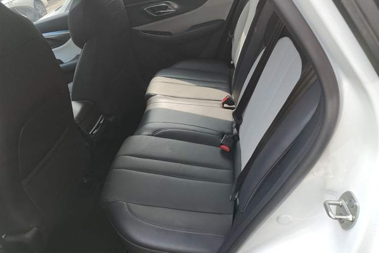 Used BAIC Beijing EU5 PLUS 2024 R500 Standard Travel Edition Left Rear Seat