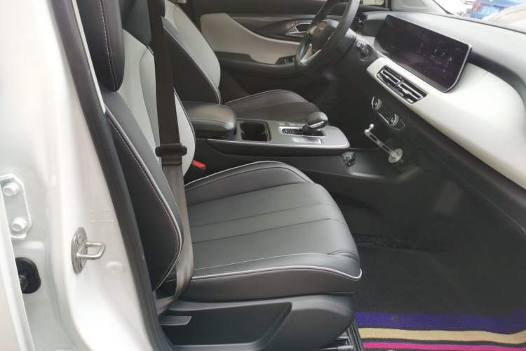 Used BAIC Beijing EU5 PLUS 2024 R500 Standard Travel Edition Right Front Seat