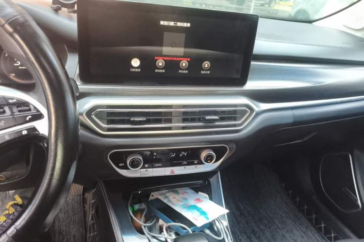 Used BAIC Beijing EU7 2019 Yifeng Edition Audio And AC Panel