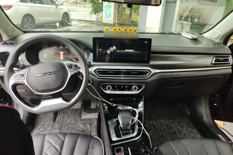 Used BAIC Beijing EU7 2019 Yifeng Edition Center Console