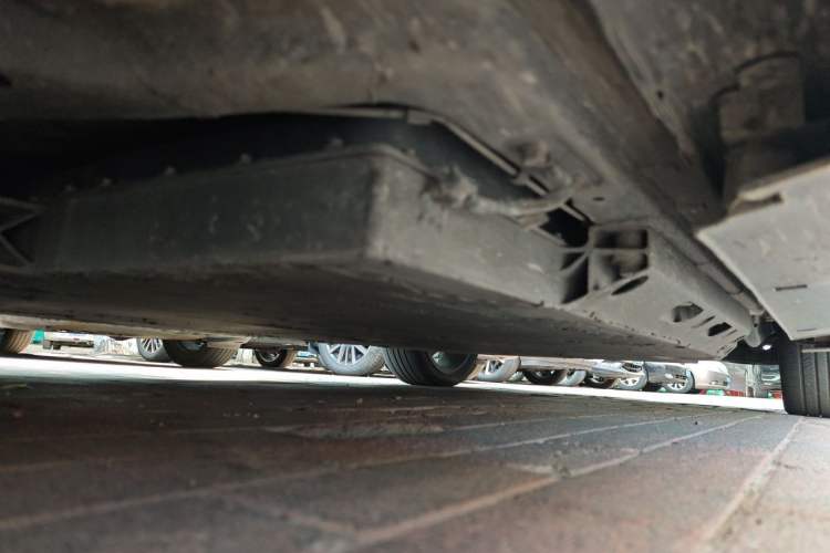 Used BAIC Beijing EU7 2019 Yifeng Edition Chassis Front Left