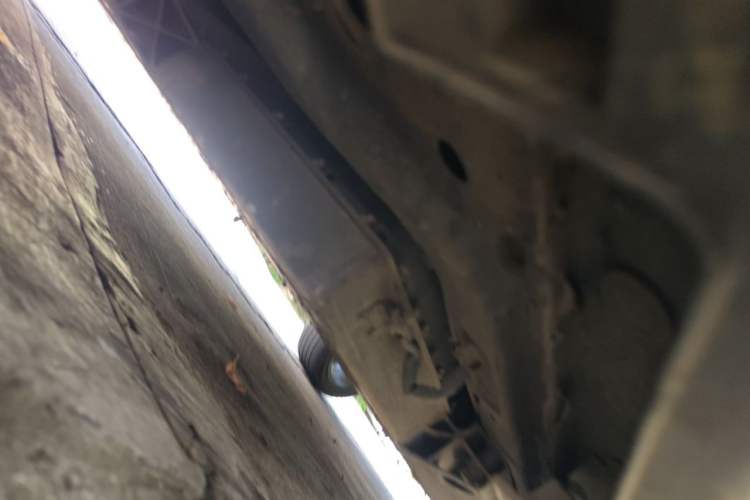 Used BAIC Beijing EU7 2019 Yifeng Edition Chassis Front Left