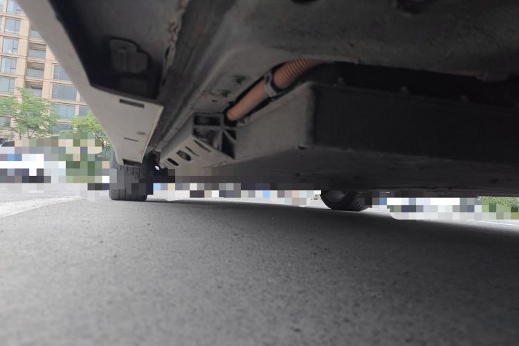 Used BAIC Beijing EU7 2019 Yishang Edition Chassis Front Right