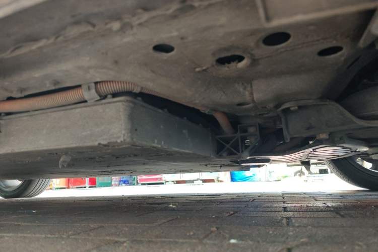 Used BAIC Beijing EU7 2019 Yifeng Edition Chassis Front Right