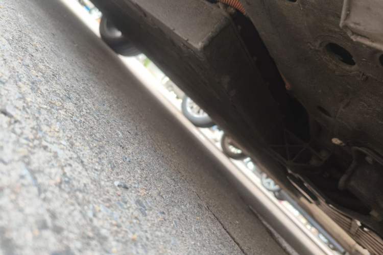 Used BAIC Beijing EU7 2019 Yifeng Edition Chassis Front Right
