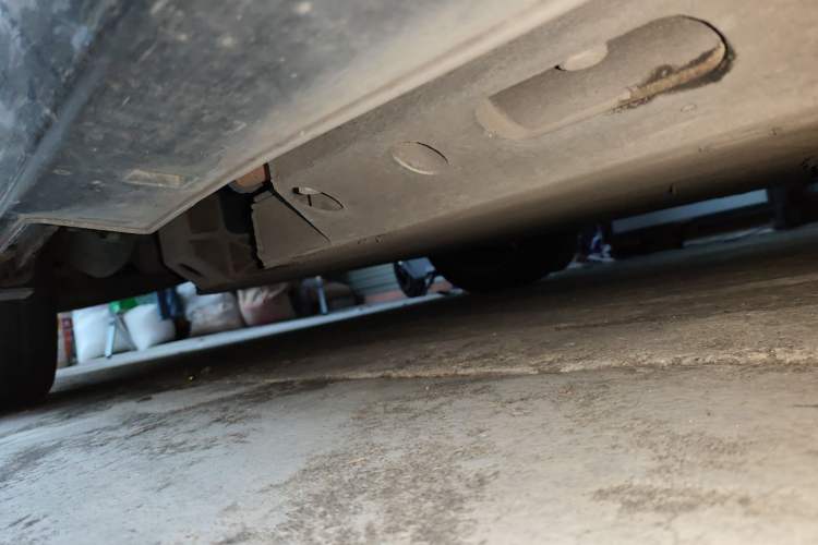 Used BAIC Beijing EU7 2019 Yifeng Edition Chassis Rear Right