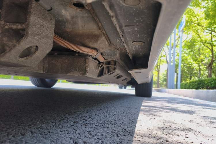 Used BAIC Beijing EU7 2019 Yifeng Edition Chassis Rear Right