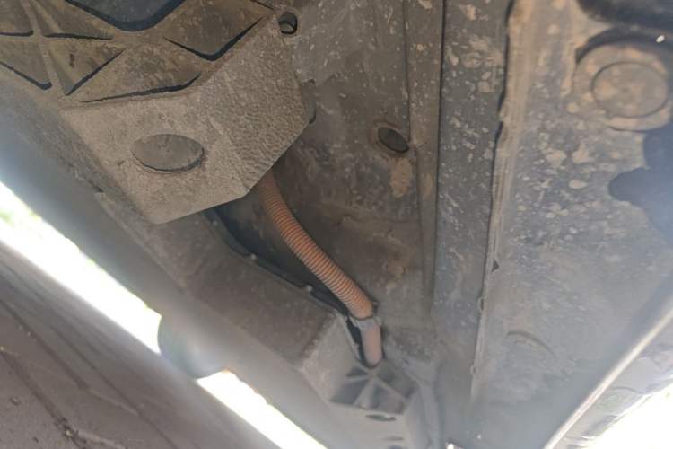 Used BAIC Beijing EU7 2019 Yifeng Edition Chassis Rear Right