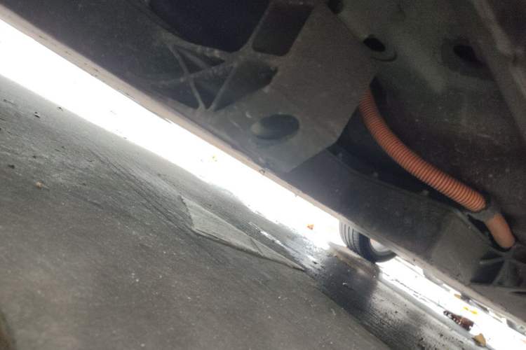 Used BAIC Beijing EU7 2019 Yifeng Edition Chassis Rear Right
