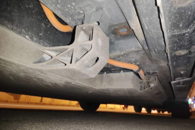 Used BAIC Beijing EU7 2019 Yifeng Edition Chassis Rear Right