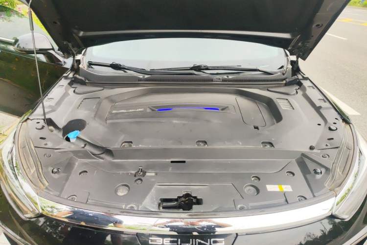 Used BAIC Beijing EU7 2019 Yifeng Edition Engine Bay
