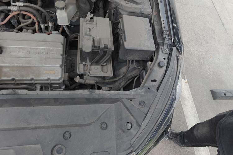 Used BAIC Beijing EU7 2019 Yishang Edition Engine Bay Left