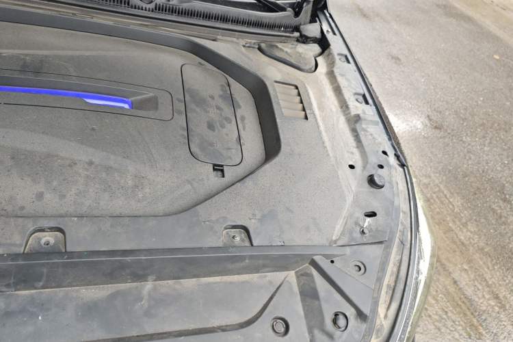 Used BAIC Beijing EU7 2019 Yifeng Edition Engine Bay Left
