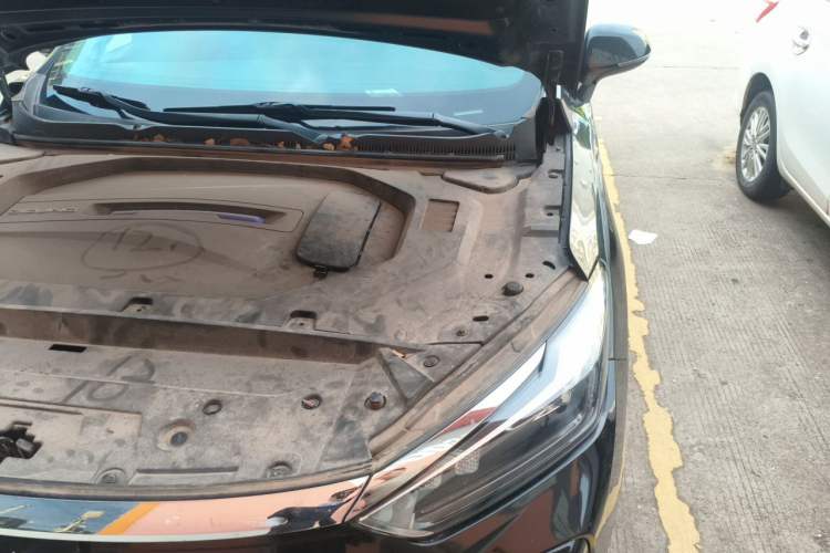 Used BAIC Beijing EU7 2019 Yifeng Edition Engine Bay Left
