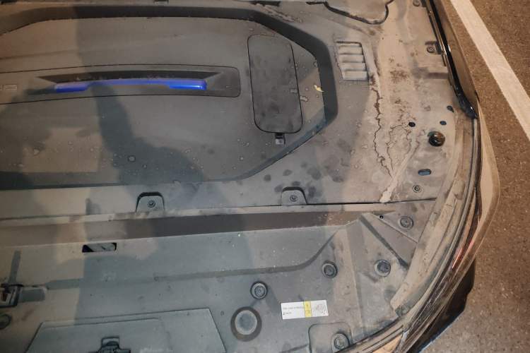 Used BAIC Beijing EU7 2019 Yifeng Edition Engine Bay Left