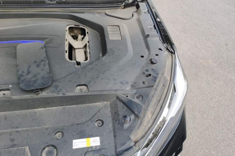 Used BAIC Beijing EU7 2019 Yishang Edition Engine Bay Left