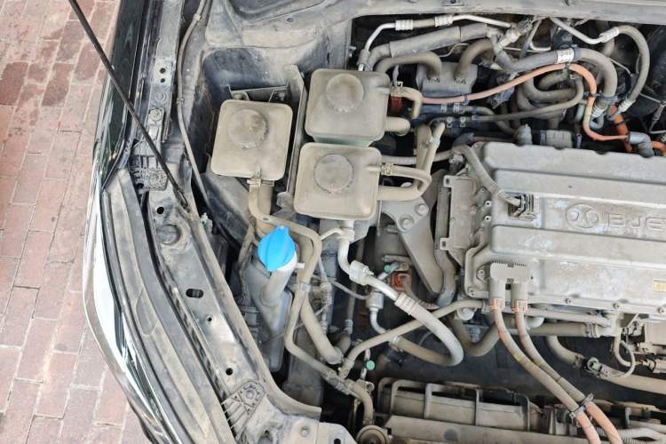 Used BAIC Beijing EU7 2019 Yifeng Edition Engine Bay Right