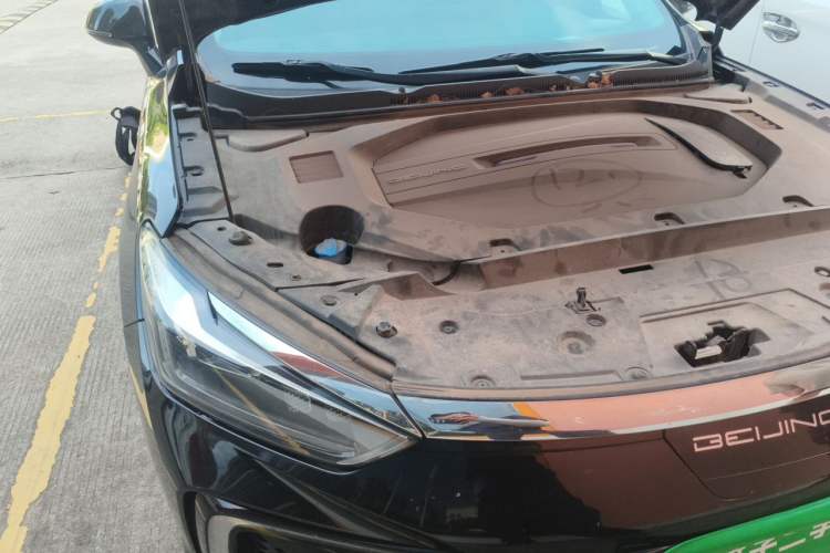 Used BAIC Beijing EU7 2019 Yifeng Edition Engine Bay Right
