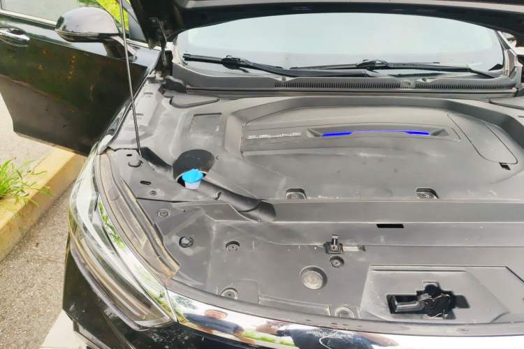 Used BAIC Beijing EU7 2019 Yifeng Edition Engine Bay Right