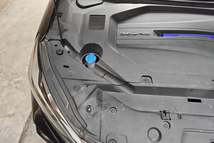 Used BAIC Beijing EU7 2019 Yifeng Edition Engine Bay Right
