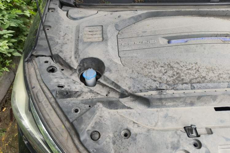 Used BAIC Beijing EU7 2019 Yifeng Edition Engine Bay Right