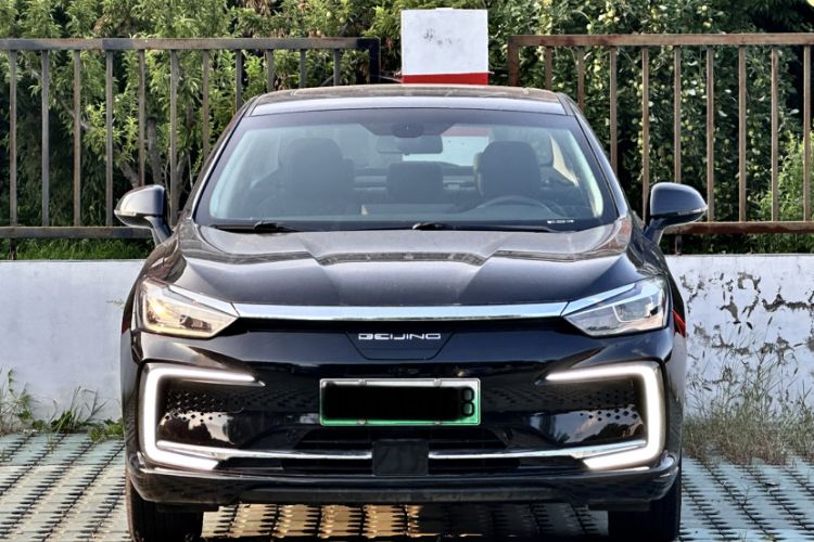 Used BAIC Beijing EU7 2019 Yifeng Edition Exterior 1