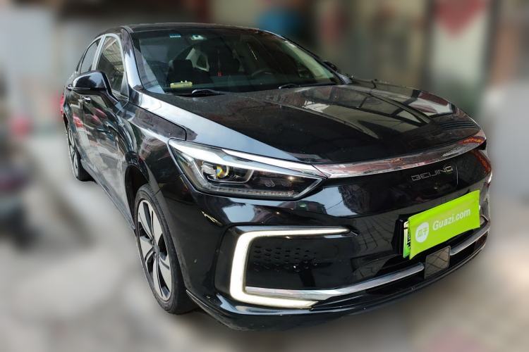 Used BAIC Beijing EU7 2019 Yifeng Edition Front Right 45 Deg