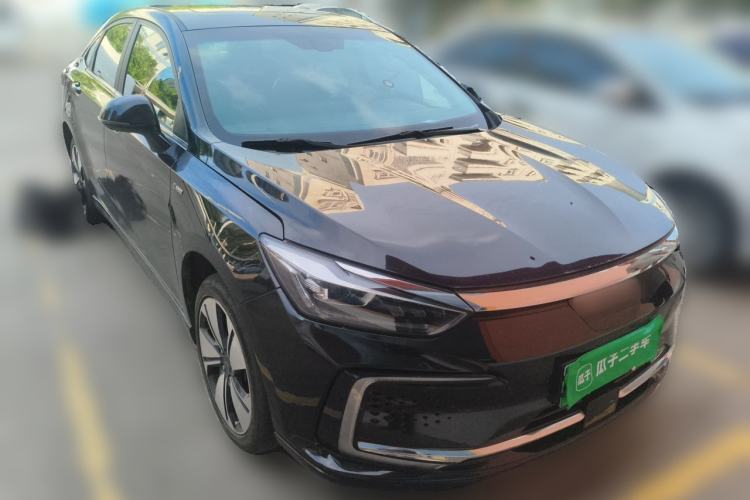 Used BAIC Beijing EU7 2019 Yifeng Edition Front Right 45 Deg