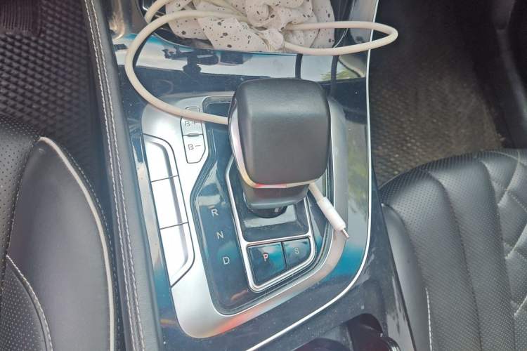 Used BAIC Beijing EU7 2019 Yifeng Edition Gear Lever