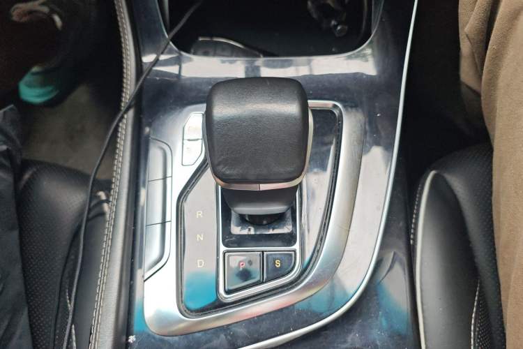 Used BAIC Beijing EU7 2019 Yifeng Edition Gear Lever