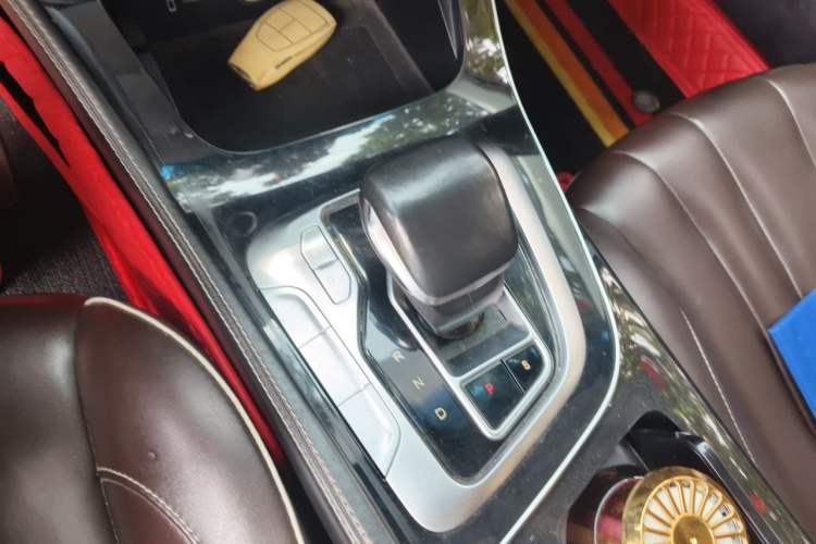 Used BAIC Beijing EU7 2019 Yishang Edition Gear Lever