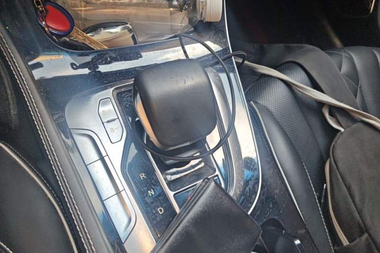 Used BAIC Beijing EU7 2019 Yifeng Edition Gear Lever