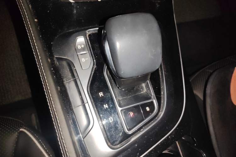 Used BAIC Beijing EU7 2019 Yifeng Edition Gear Lever