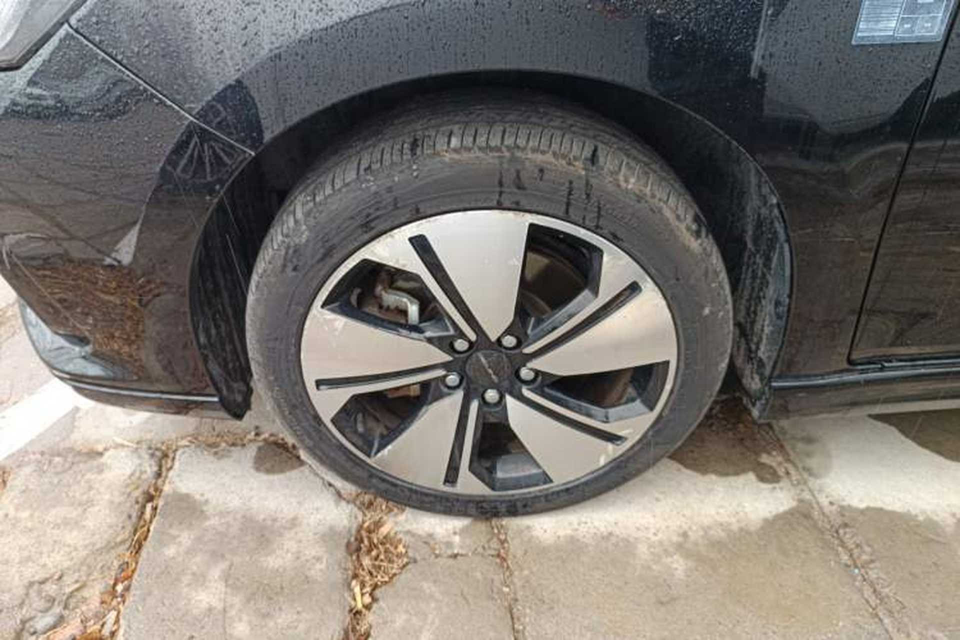 Used BAIC Beijing EU7 2019 Yifeng Edition Left Front Wheel Hub
