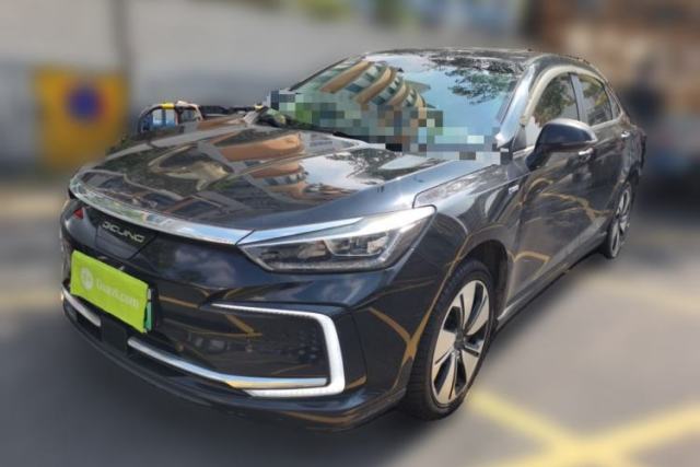 Ojetý BAIC Beijing EU7 2019 Yifeng Edition