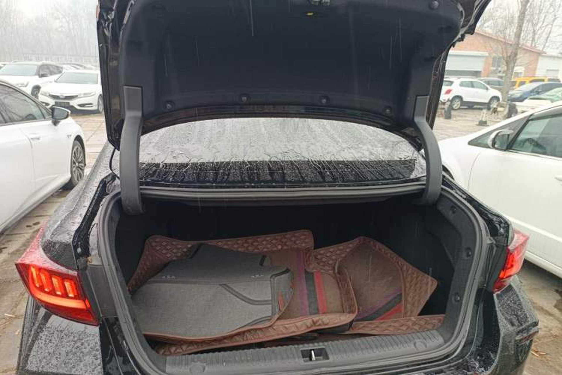 Used BAIC Beijing EU7 2019 Yifeng Edition Trunk