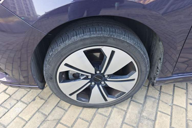 Used BAIC Beijing EU7 2019 Trendy Edition Left Front Wheel Hub