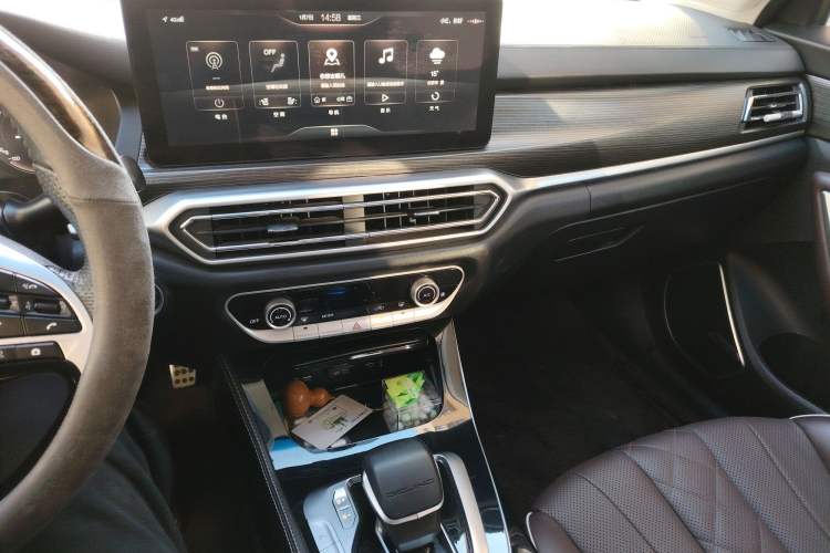 Used BAIC Beijing EU7 2019 Trendy Edition Audio And AC Panel