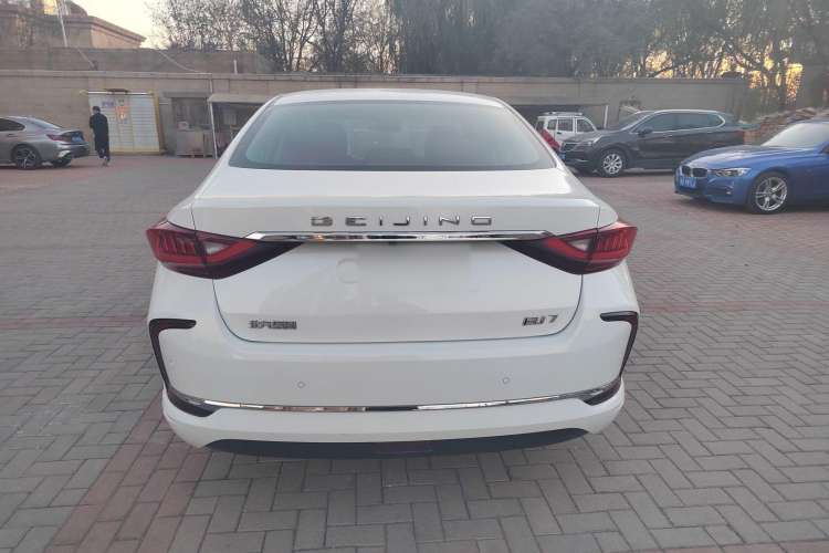 Used BAIC Beijing EU7 2019 Yishang Edition Exterior 4