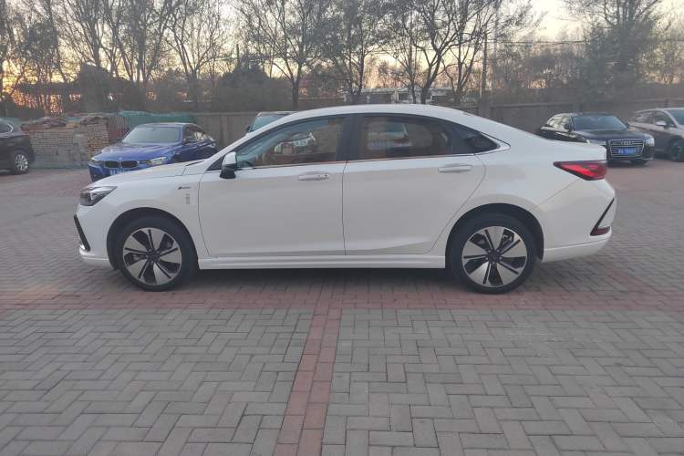 Used BAIC Beijing EU7 2019 Yishang Edition Exterior 5