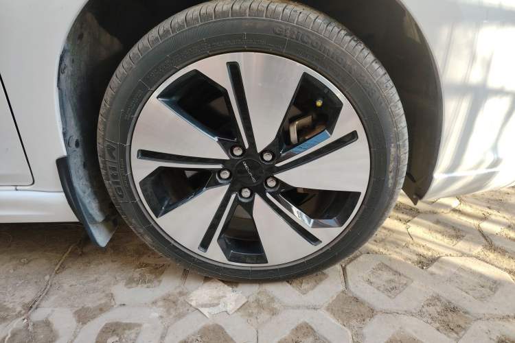 Used BAIC Beijing EU7 2019 Trendy Edition Right Front Wheel Hub
