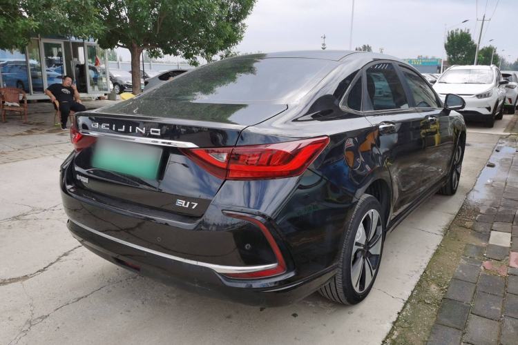 Used BAIC Beijing EU7 2022 Trendy Edition Exterior 3