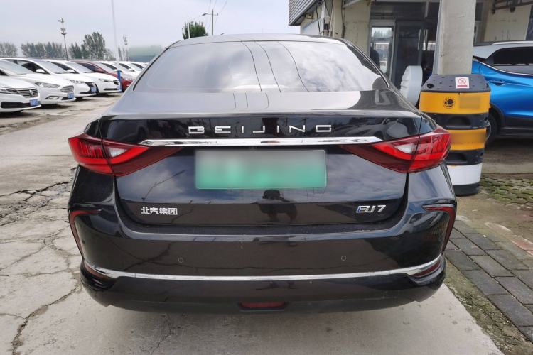 Used BAIC Beijing EU7 2022 Trendy Edition Exterior 4