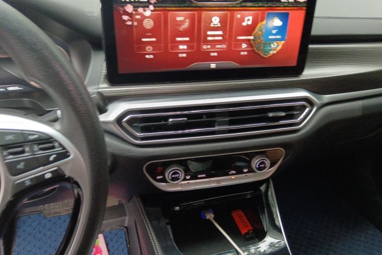 Used BAIC Beijing EU7 2022 Eolus Edition Audio And AC Panel