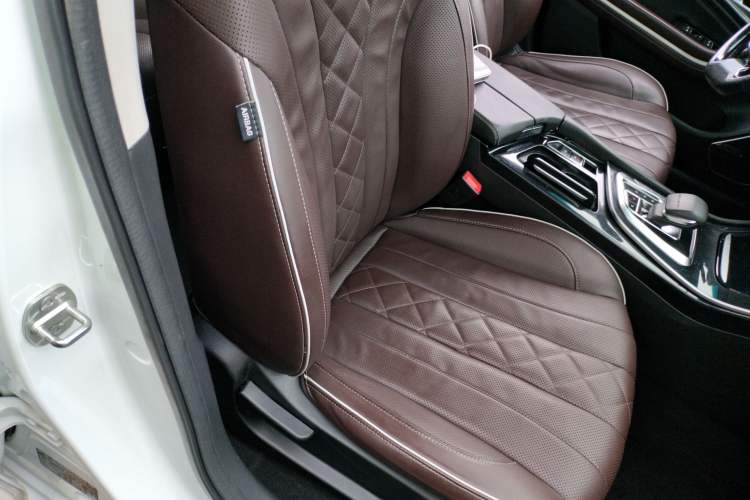 Used BAIC Beijing EU7 2022 Trendy Edition Right Front Seat